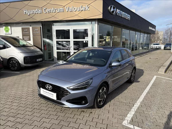 Hyundai i30 1,5 i CVVT hatchback STYLE