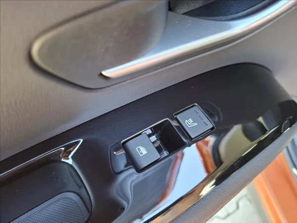Hyundai Tucson 1,6 T-GDi PREMIUM 4x4 automat - foto 18
