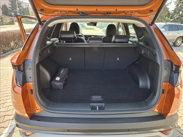 Hyundai Tucson 1,6 T-GDi PREMIUM 4x4 automat - foto 19