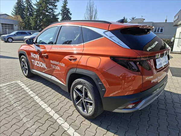 Hyundai Tucson 1,6 T-GDi PREMIUM 4x4 automat - foto 6