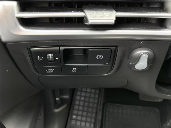 Hyundai Tucson 1,6 T-GDi 4x2 DCT 20 Years - foto 15