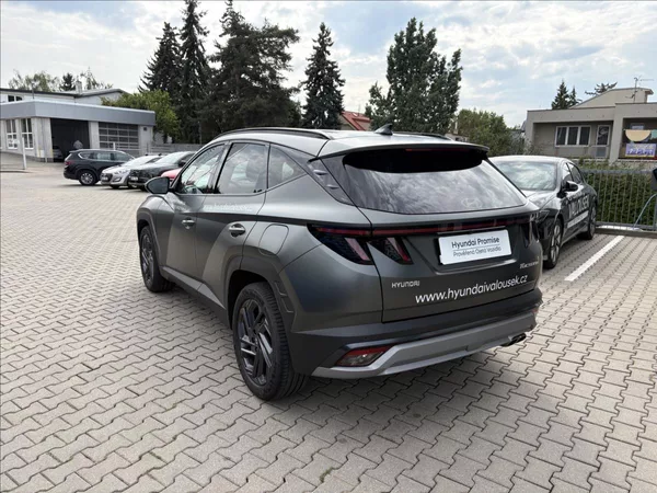 Hyundai Tucson 1,6 T-GDi 4x2 DCT 20 Years - foto 3