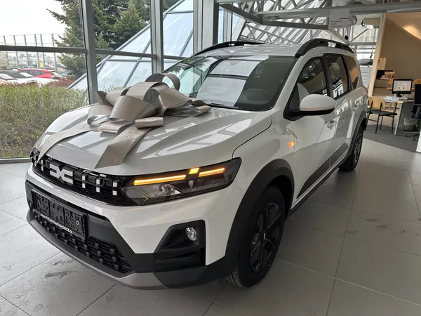 Dacia Jogger Expression 2026 LPG, SKLADEM