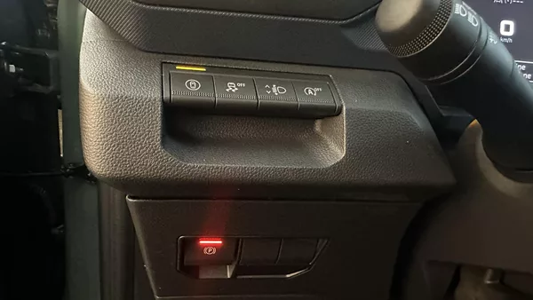 Dacia Duster Journey Hybrid-G 150 4x4 - foto 27