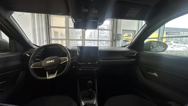 Dacia Duster Journey Hybrid-G 150 4x4 - foto 29