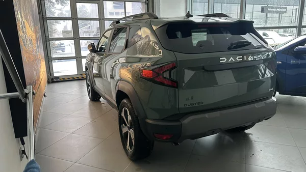 Dacia Duster Journey Hybrid-G 150 4x4 - foto 6