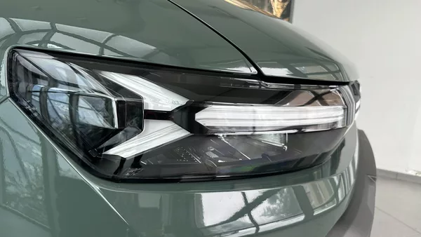 Dacia Duster Journey Hybrid-G 150 4x4 - foto 8
