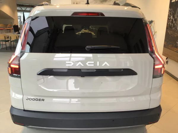 Dacia Jogger AUTOMAT LPG MAX. MOŽNÁ VÝBAVA - foto 7