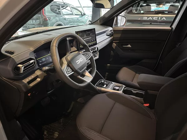 Dacia Duster 4X4 Hybrid AUTOMAT (BEZ LPG!)