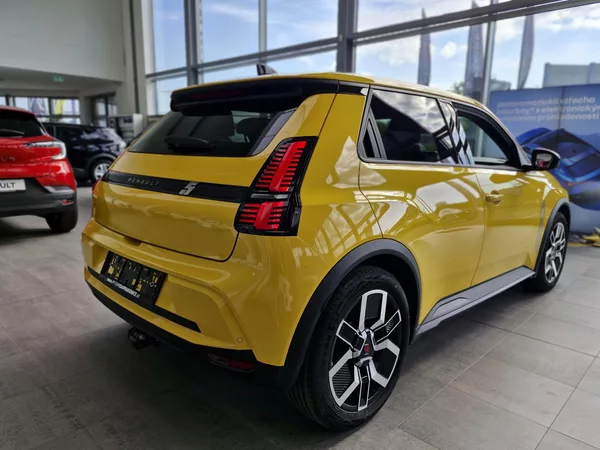 Renault 5 E-TECH techno 150 k comfort range - foto 3