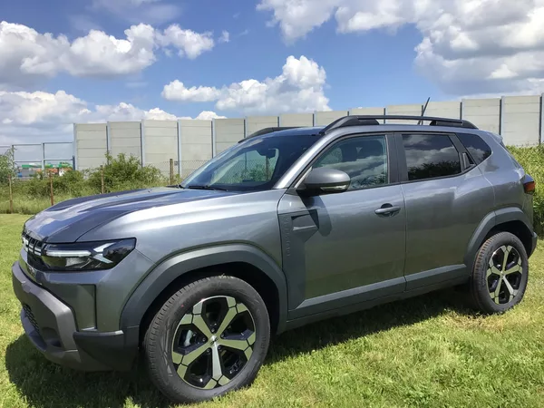 Dacia Duster 1.8 HYBRID MAX.VÝBAVA AKCE - foto 3