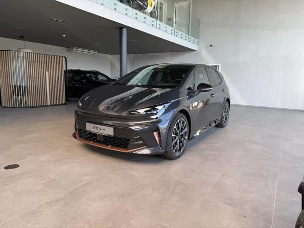 Cupra Born VZ 79 kWh / 326k / 2027 - foto 6