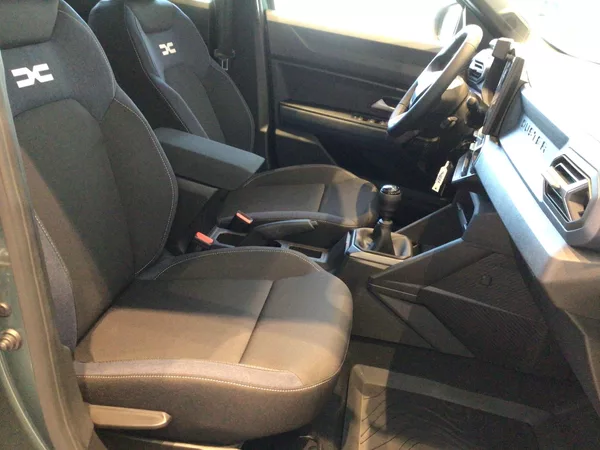 Dacia Duster KAMERA VYHŘ.SEDAČKY ZIMNÍ PNEU - foto 18