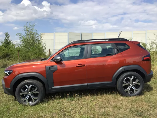 Dacia Duster KAMERA VYHŘ.SEDAČKY ZIMNÍ PNEU - foto 8