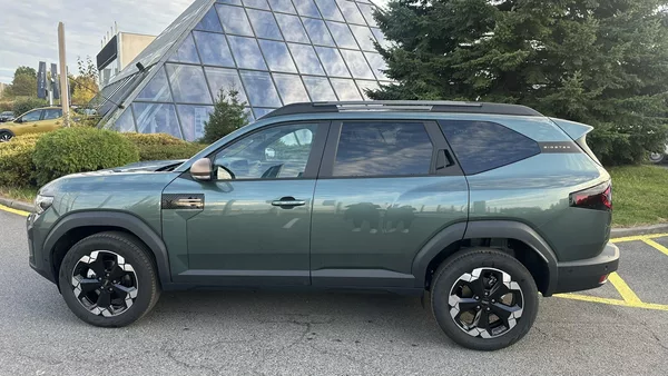 Dacia Bigster Extreme Hybrid 155 - foto 3