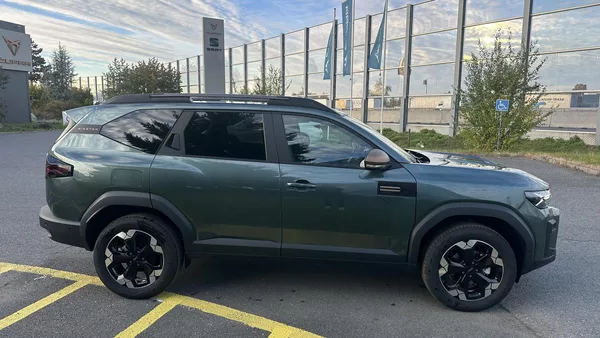 Dacia Bigster Extreme Hybrid 155 - foto 6