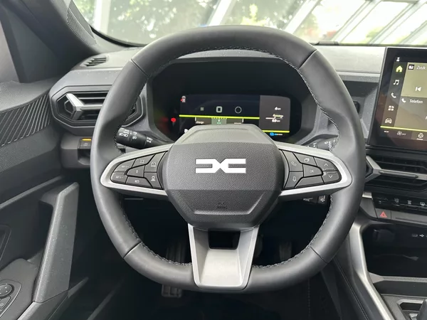 Dacia Bigster Journey HYBRID 155 - XXL SLEVA - foto 11