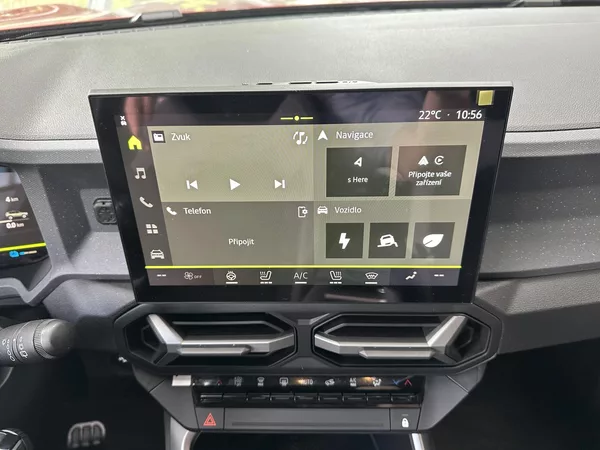 Dacia Bigster Journey HYBRID 155 - XXL SLEVA - foto 12