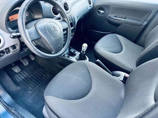 Citroën C3 1.1 44kW, ČR, klima - foto 9
