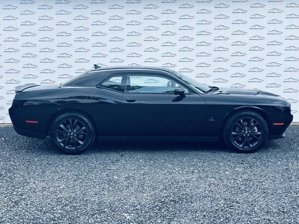 Dodge Challenger 3.6 V6 227kW, 4x4, ČR, DPH - foto 4