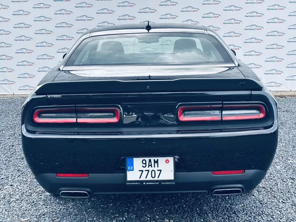 Dodge Challenger 3.6 V6 227kW, 4x4, ČR, DPH - foto 7