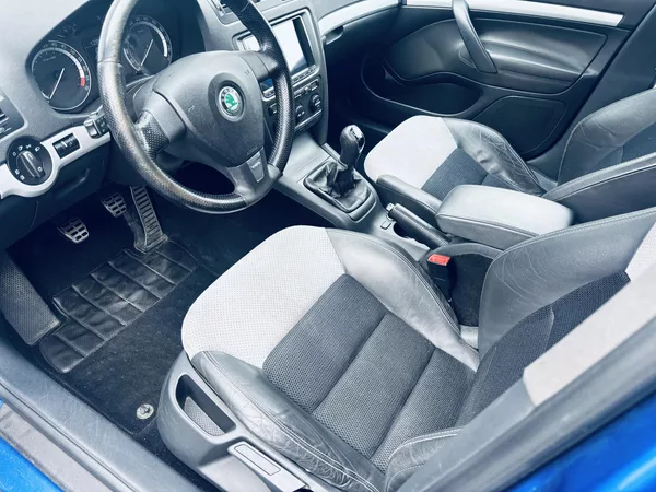 Škoda Octavia 2.0TDI RS 147kW - foto 9
