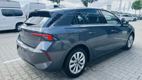 Opel Astra Elegance HB 1.5 CDTI 96kW/130k - foto 4