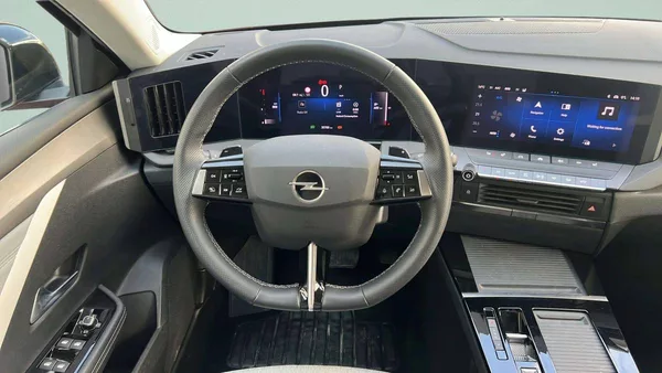 Opel Astra Elegance HB 1.2 TURBO 96kW/130 - foto 20