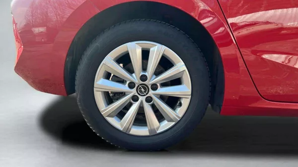 Opel Astra Elegance HB 1.2 TURBO 96kW/130 - foto 40