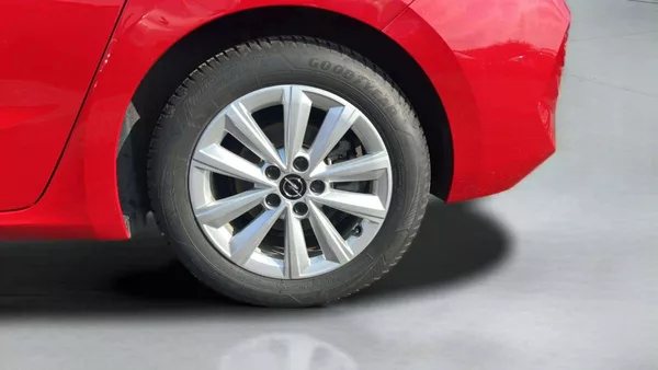 Opel Astra Elegance HB 1.2 TURBO 96kW/130 - foto 42