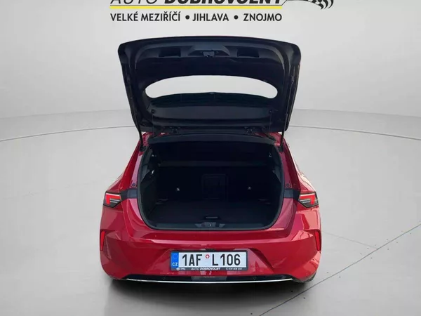 Opel Astra Elegance HB 1.2 TURBO 96kW/130 - foto 45
