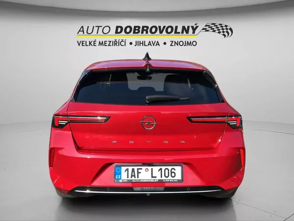 Opel Astra Elegance HB 1.2 TURBO 96kW/130 - foto 7