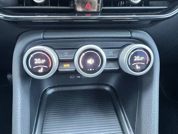 Škoda Kodiaq Exclusive Selection 2,0TDI 142 - foto 16