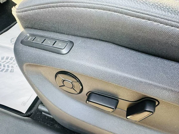 Škoda Kodiaq Exclusive Selection 2,0TDI 142 - foto 21