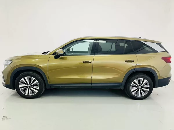 Škoda Kodiaq Exclusive Selection 2,0TDI 142 - foto 3