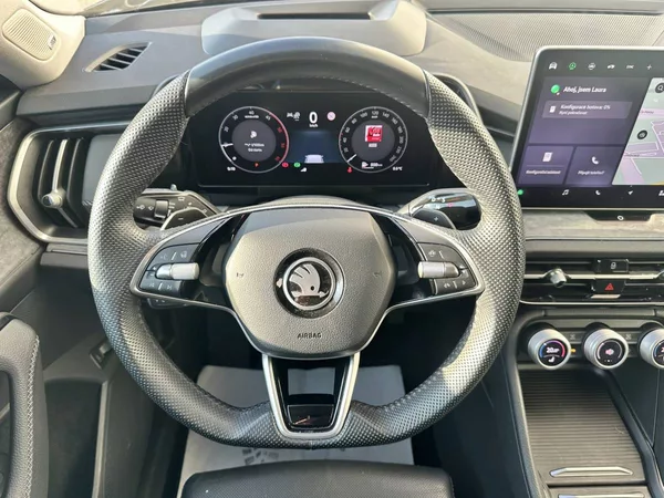 Škoda Kodiaq Exclusive Selection 2,0TDI 142 - foto 8