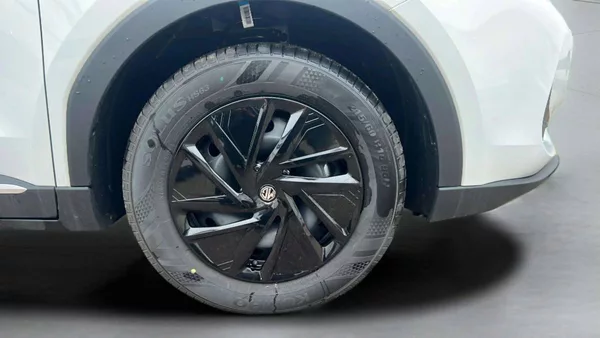 MG ZS EXCITE 1.5 MT5 (85kW/115k) / 1 - foto 27