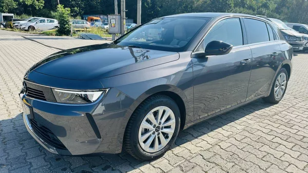 Opel Astra Elegance HB 1.2 TURBO 96kW/130