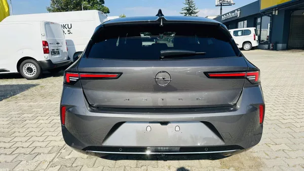 Opel Astra Elegance HB 1.2 TURBO 96kW/130 - foto 5