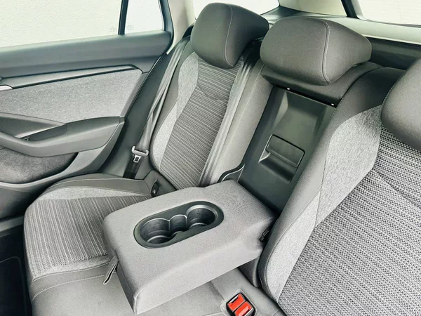 Škoda Superb Combi Selection 2,0TDI 110kW D - foto 26