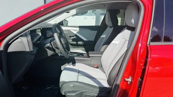 Opel Astra Elegance HB 1.5 CDTI 96kW/130k - foto 7