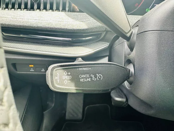 Škoda Superb Combi Selection 2,0TDI 110kW D - foto 12