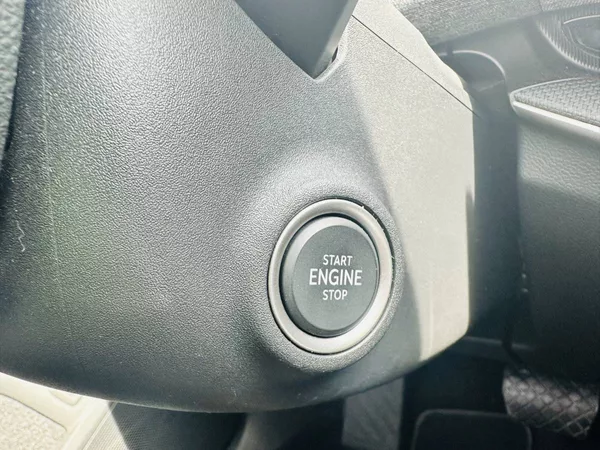 Škoda Superb Combi Selection 2,0TDI 110kW D - foto 23
