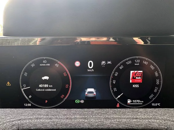 Škoda Superb Combi Selection 2.0TDI 110kW D - foto 9