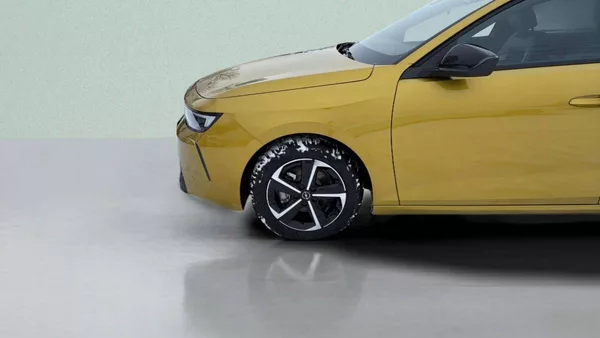 Opel Astra Edition HB 1.2 TURBO (96kW/130 - foto 20