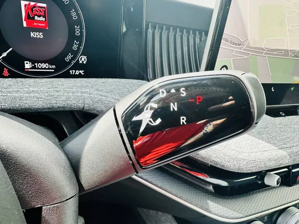 Škoda Superb Combi Selection 2,0TDI 110kW D - foto 12