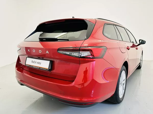 Škoda Superb Combi Selection 2,0TDI 110kW D - foto 2