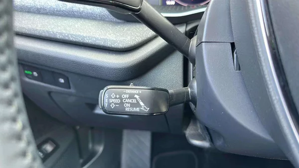 Škoda Octavia Combi Top Selection 2,0TDI 110 - foto 12