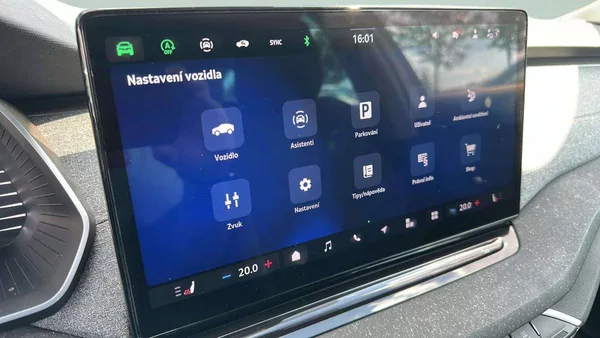 Škoda Octavia Combi Top Selection 2,0TDI 110 - foto 13
