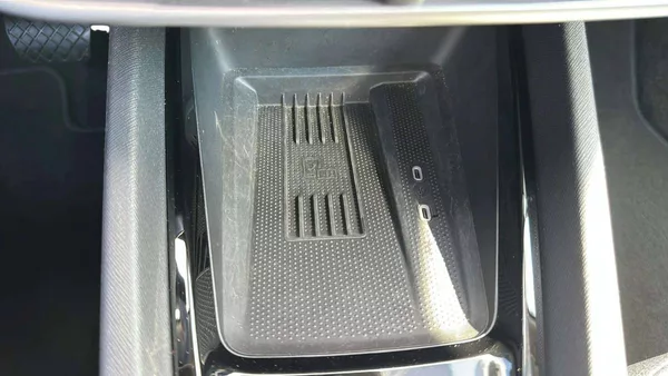 Škoda Octavia Combi Top Selection 2,0TDI 110 - foto 17